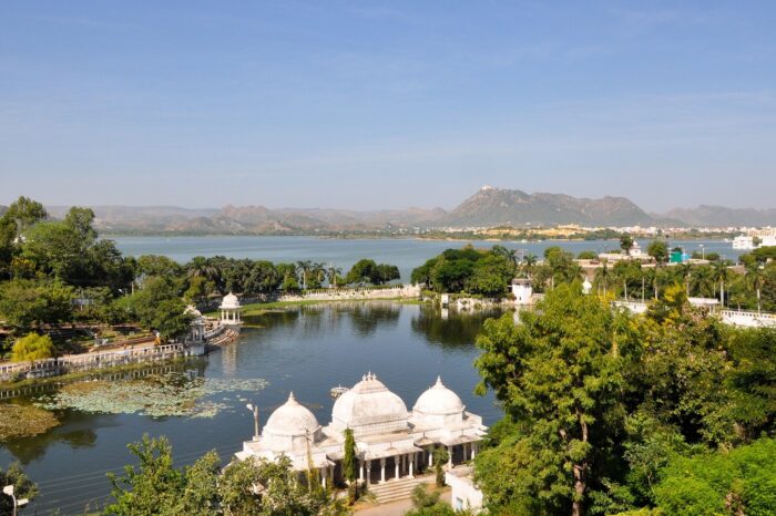 Golden triangle tour with Udaipur & Jaisalmer